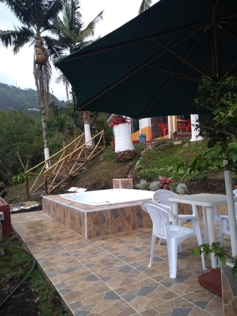 La Esperanza Loma Linda * San Francisco (Cundinamarca)
